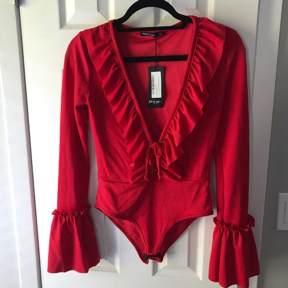 NWT Corset, Low cut, Ruffle Bodysuit